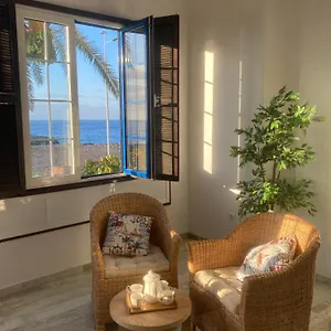 apartamento-la-pepa-santa-cruz-de-la-palma.in-canary-islands.com/